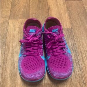 Nike drew flynit sneakers